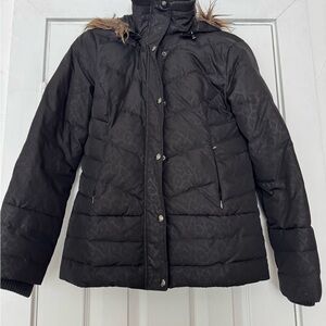 Women's Black Leopard print Quilted Jacket with Faux Fur Trim